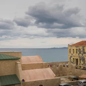 Old Port Apartament